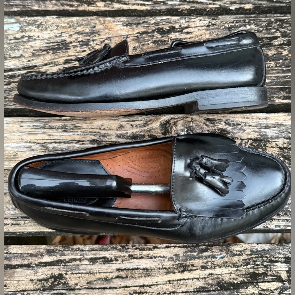 GH Bass Weejuns Black Leather Kiltie Tassel Size 9 Slip On Loafers Shoes  M5